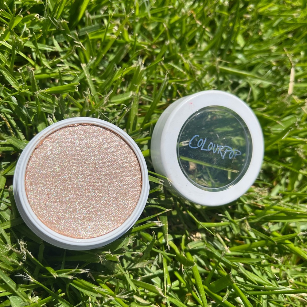 Brand New | Flexitarian Super Shock Cheek